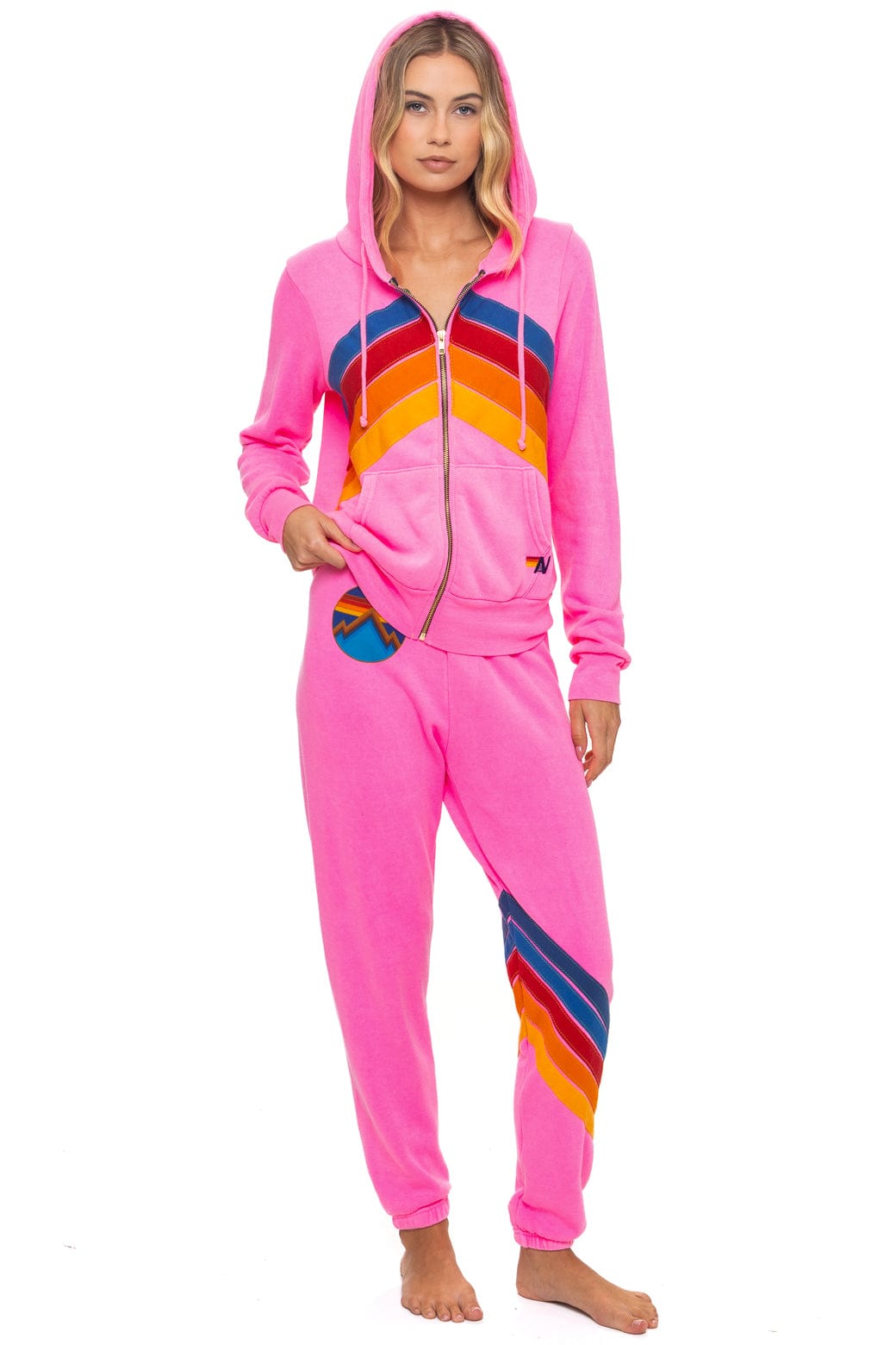 Retro ALL SEASONS CIRCLE CHEVRON SWEATPANTS - NEON PINK