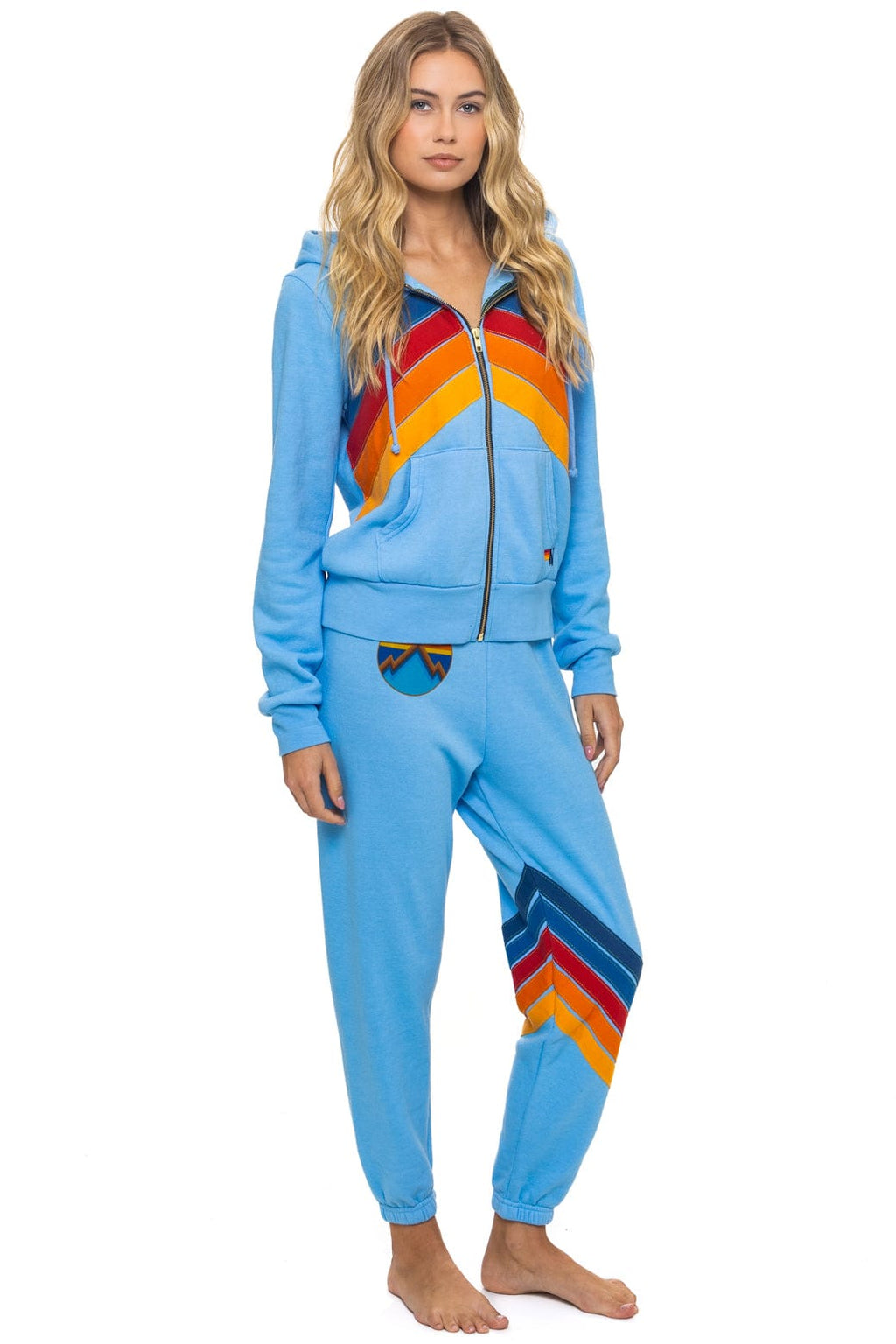 Retro ALL SEASONS CIRCLE CHEVRON SWEATPANTS - SKY