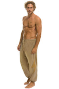 Retro BOLT STITCH SWEATPANTS - FADED TAN