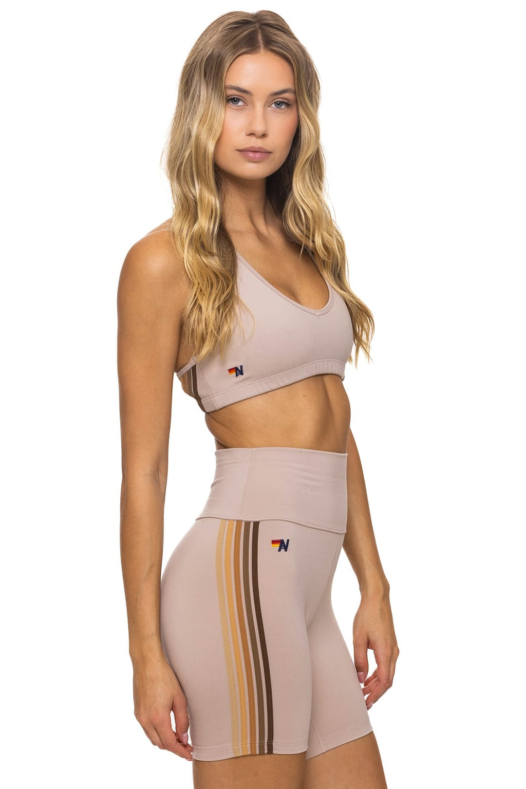 WOMEN'S 5 STRIPE SPORTS BRA - SAND // ESPRESSO