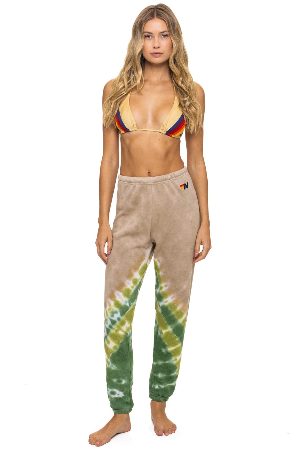 Retro HAND DYED V SWEATPANTS - TIE DYE SAND JUNGLE