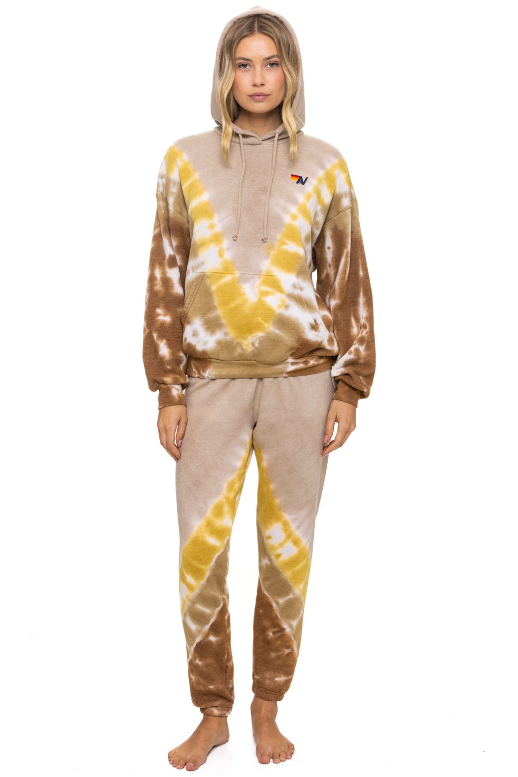 Retro HAND DYED V SWEATPANTS - TIE DYE SAND CINNAMON