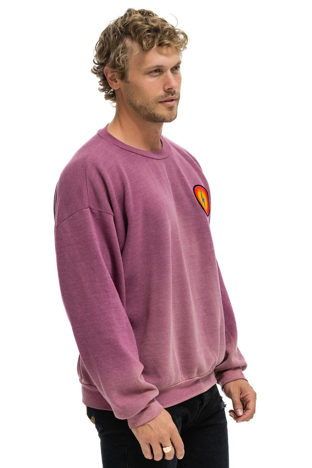 Retro BOLT BULLSEYE PATCH RELAXED CREW SWEATSHIRT - FADED BERRY