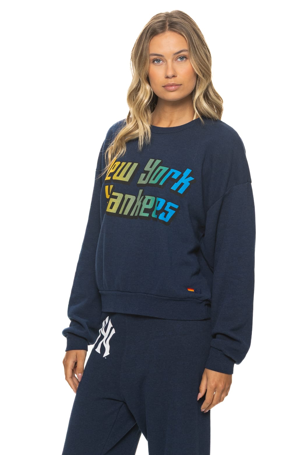 Retro NEW YORK YANKEES 2026 RELAXED CREW SWEATSHIRT - NAVY