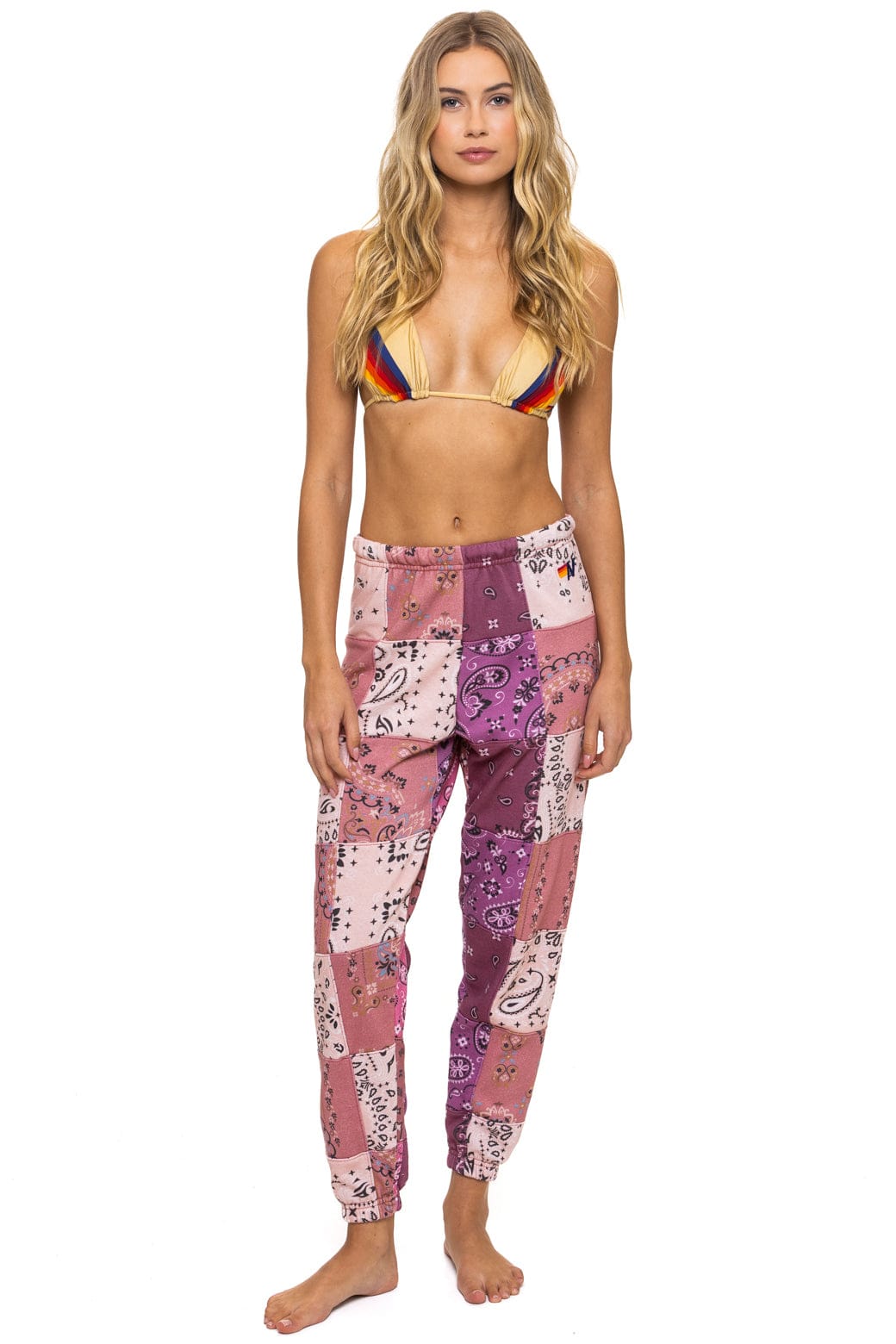 Retro BANDANA QUILTED SWEATPANTS - PINK