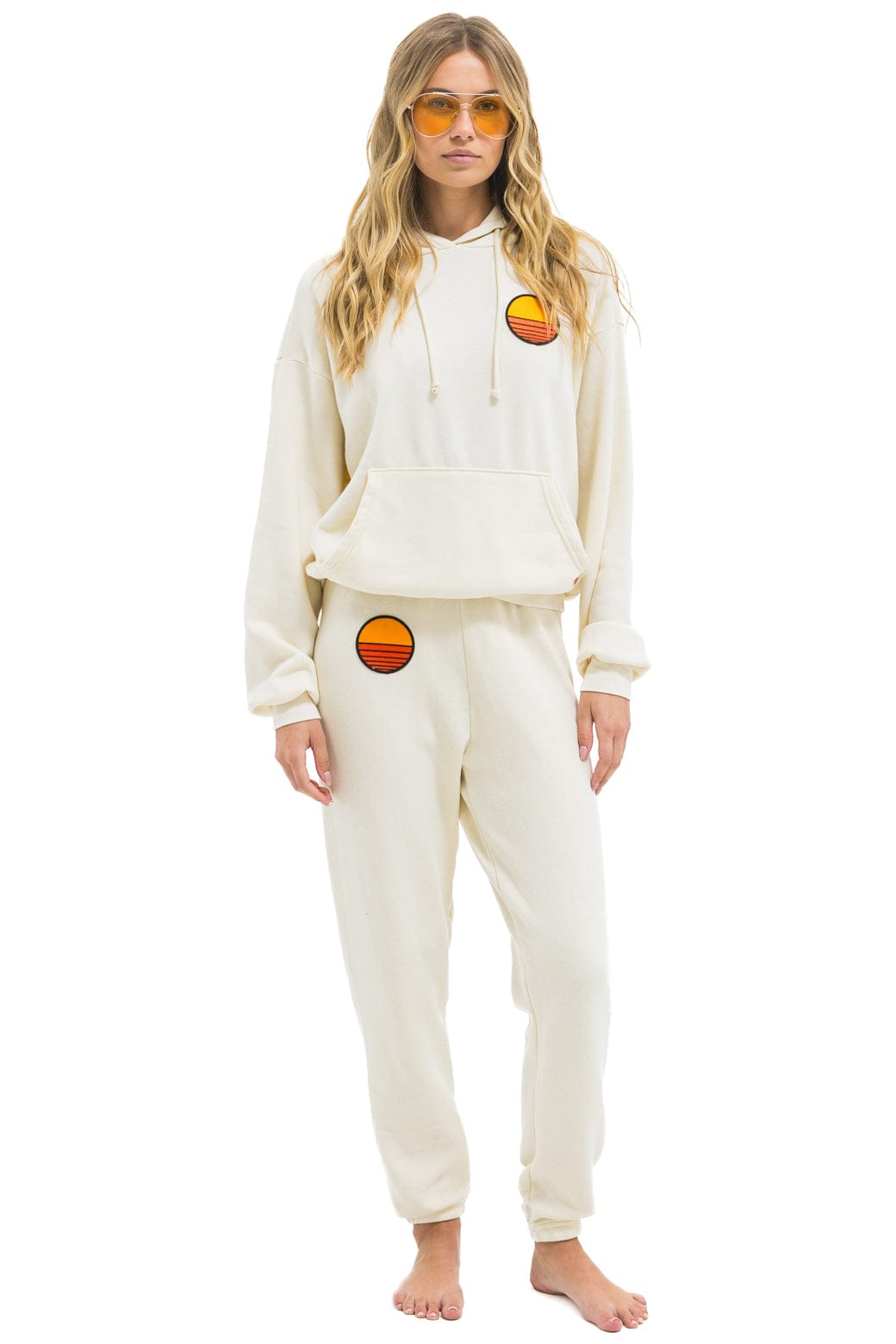 Retro SUNSET PATCH PULLOVER RELAXED HOODIE - VINTAGE WHITE