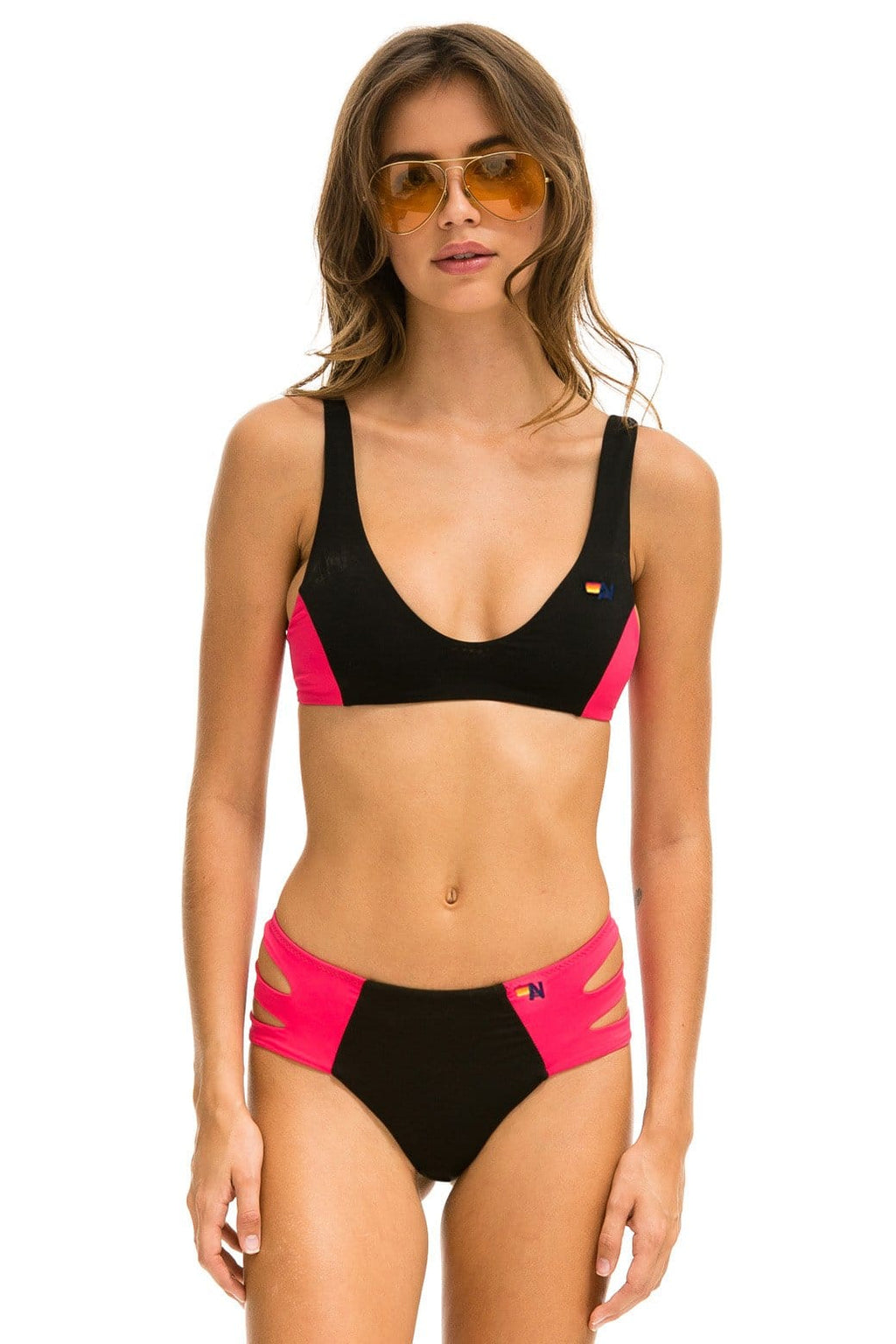 Retro HI-WAISTED SIDE CUT OUT COLOR BLOCK CHEEKY BIKINI BOTTOMS - BLACK RED