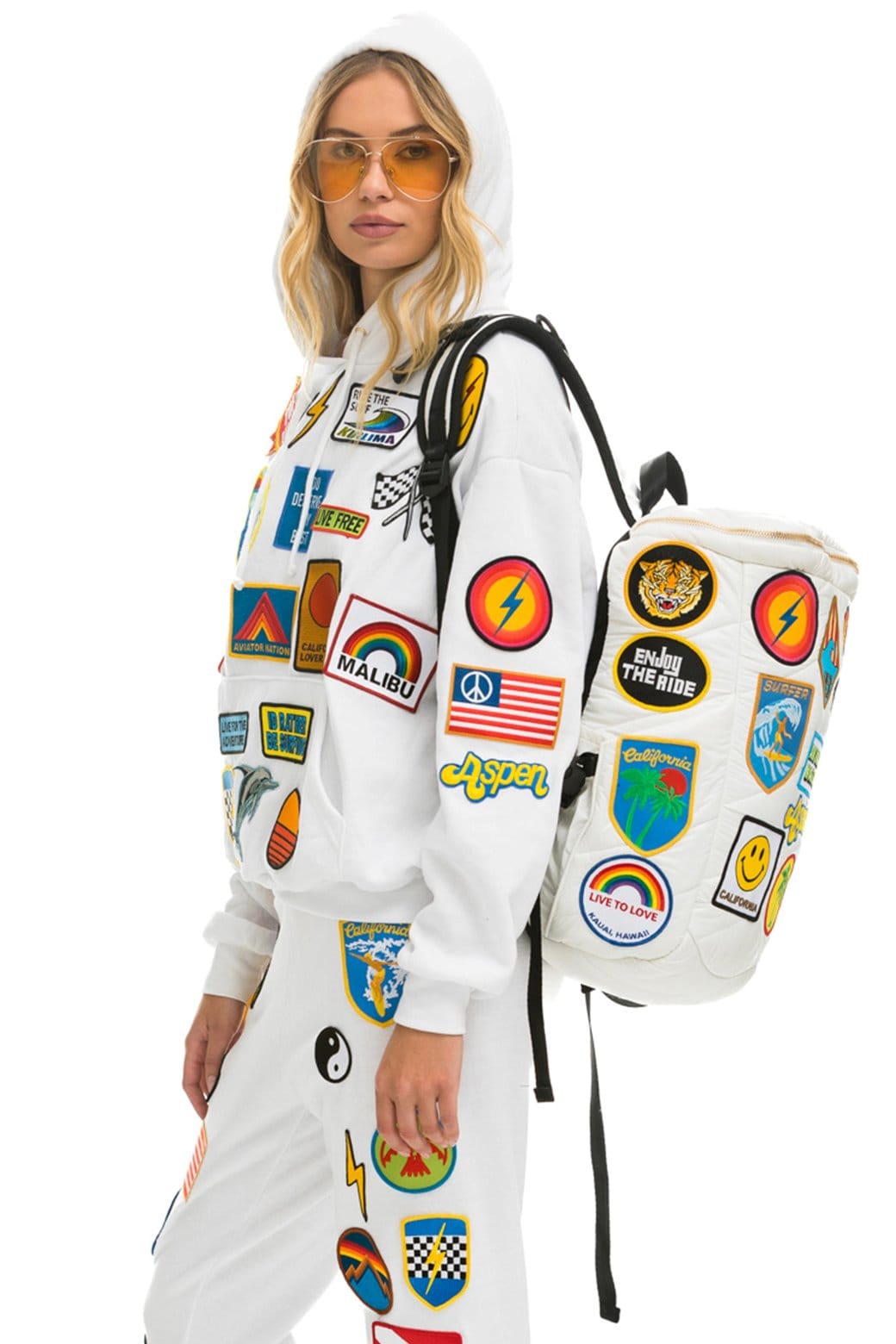 Retro VINTAGE PATCH PUFFER BACKPACK - WHITE GLOSSY